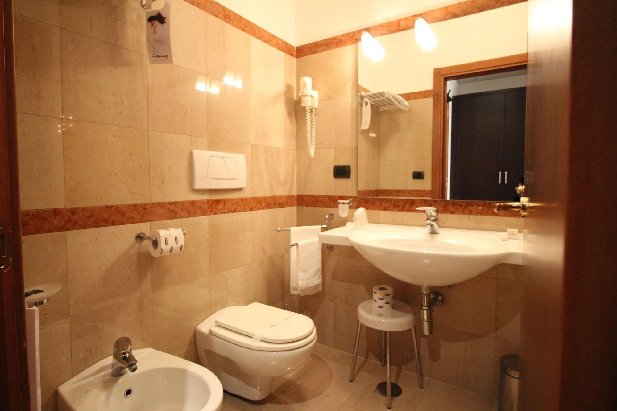 Majesty Hotel Bari