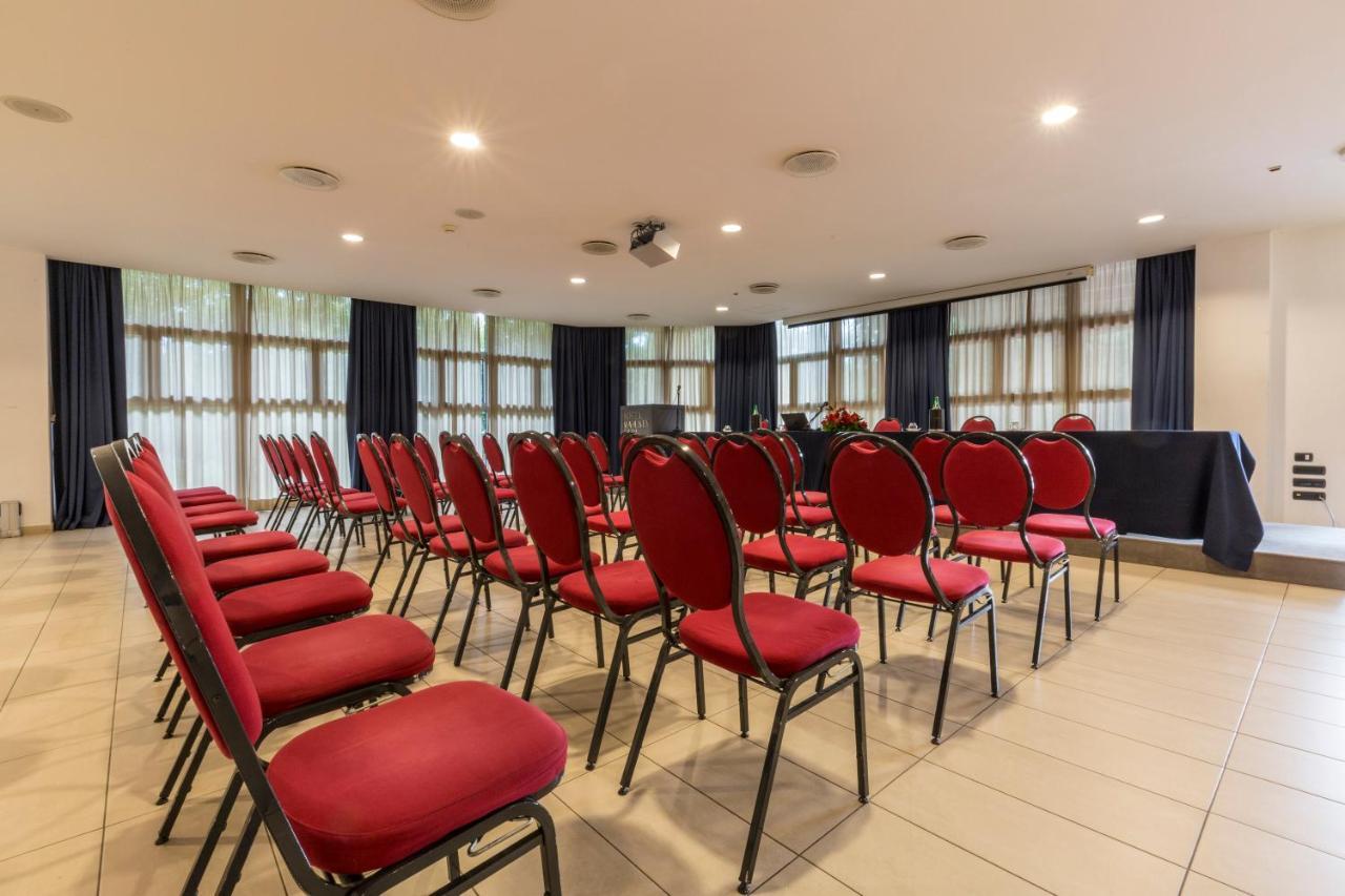 Majesty Hotel Bari